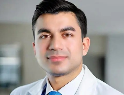 Dr Nakul Mahajan